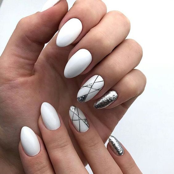 Modne Paznokcie Z Brokatem Top Licznych Inspiracji Na Pi Kny Manicure Strona Z